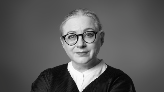 Dr Gill Hicks